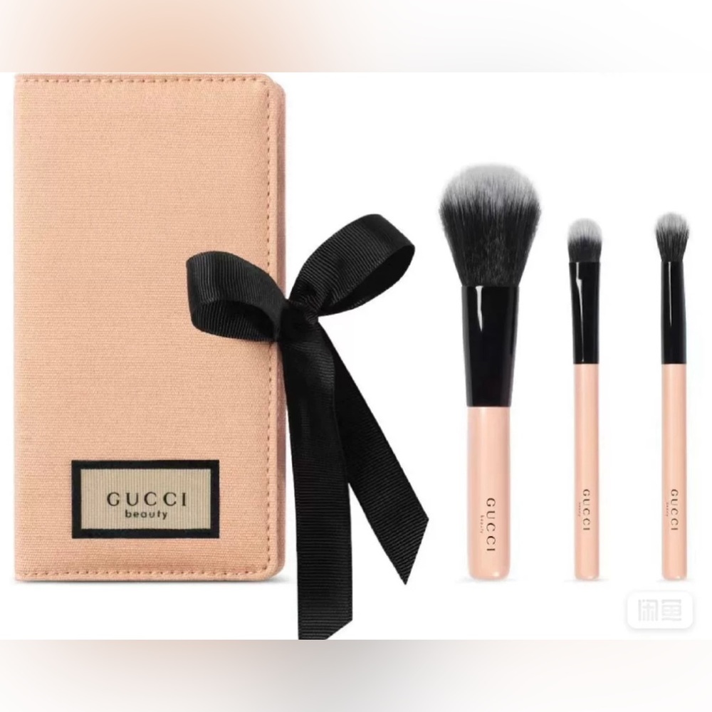 Gucci Travel Brush Set‎ 4pc